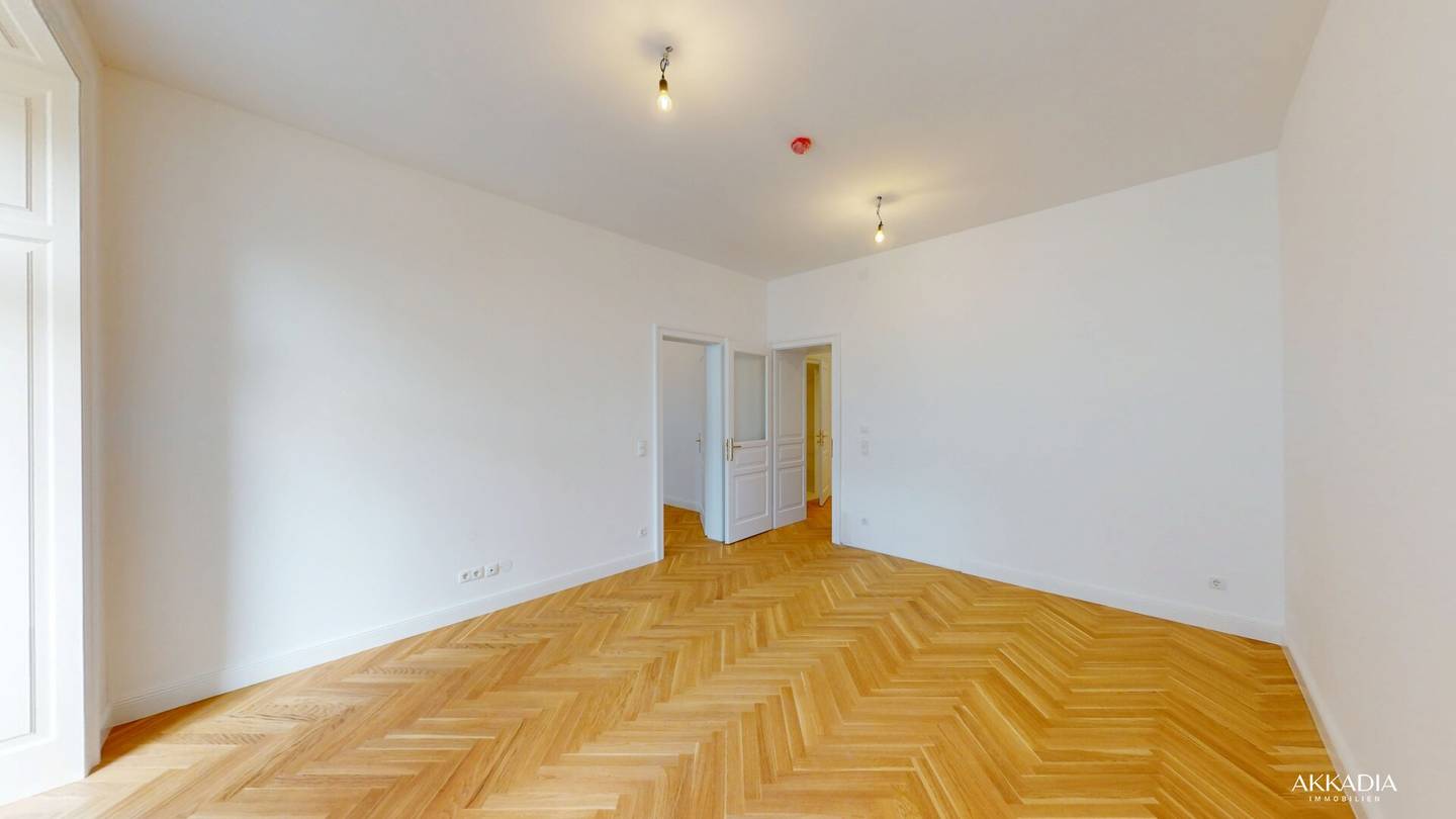 Wohnung Altbaucharme Balkon Moderne Haustechnik