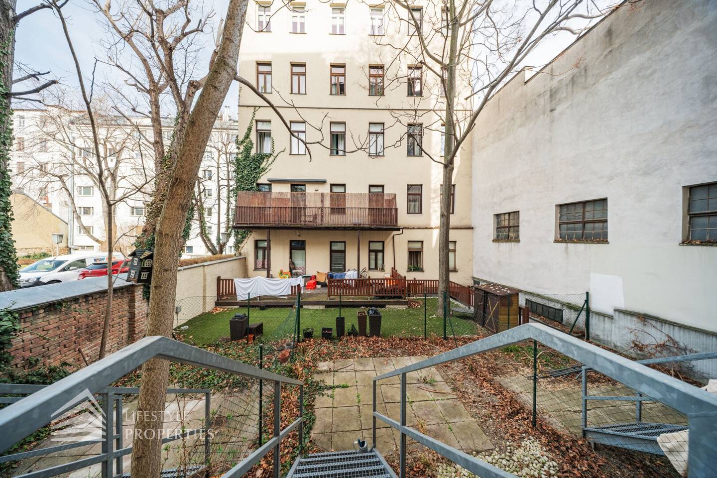 Wohnung mit Garten am Kardinal Nagl Platz