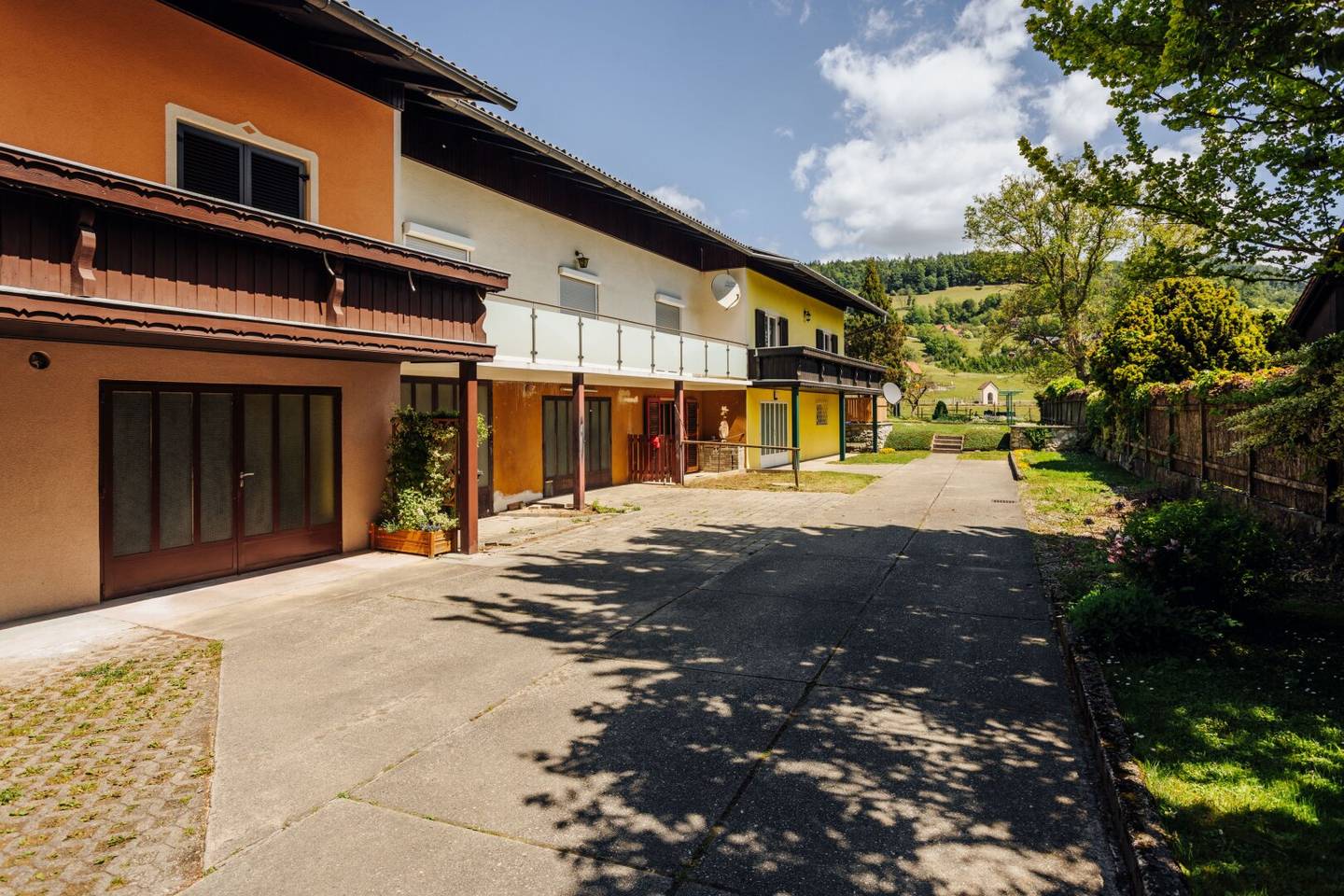 Haus mit Garten und Werkstatt nahe Graz