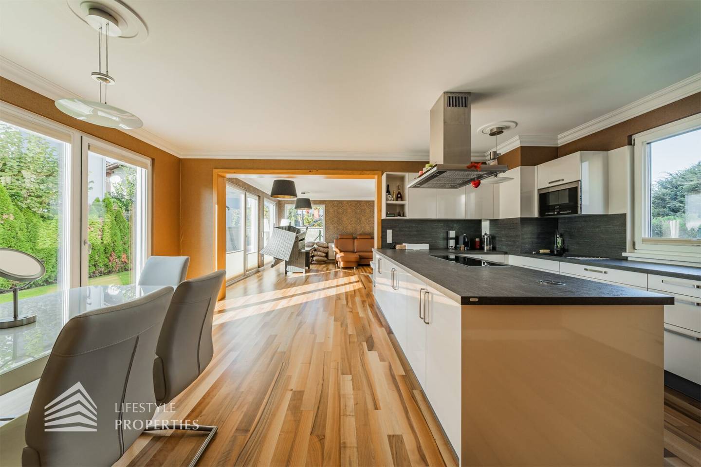 Beautiful furnished single family house with beautiful garden near Alte Donau