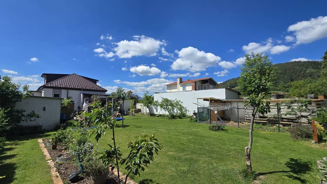 Saniertes Einfamilienhaus mit Garten und Fernblick