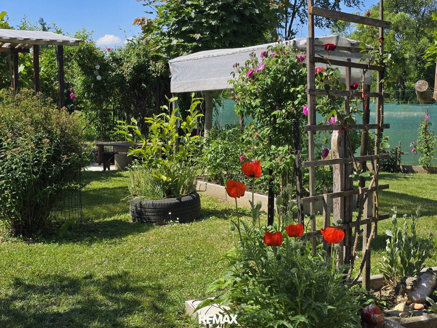 Gepflegtes Einfamilienhaus mit großem Garten und Garage in Bad Gleichenberg
