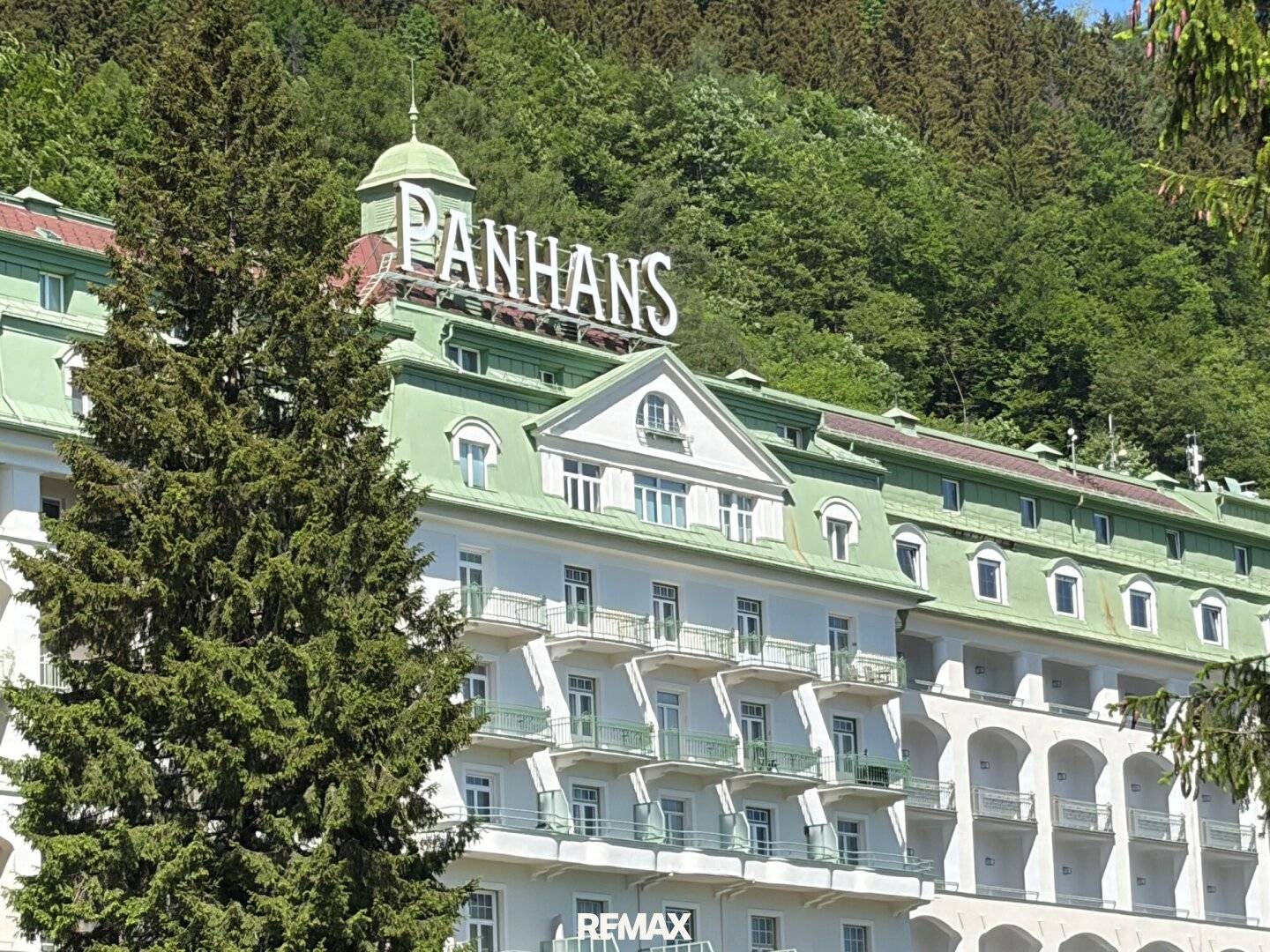 Wohnung mit Fernblick und Balkon im Bergpanorama