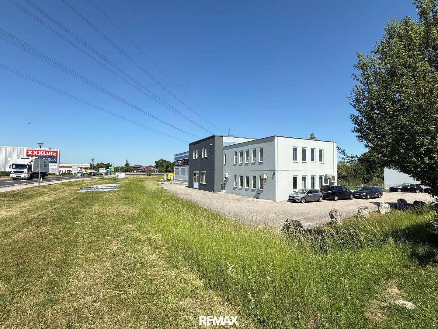 Office space with storage option on the B1 in Asten