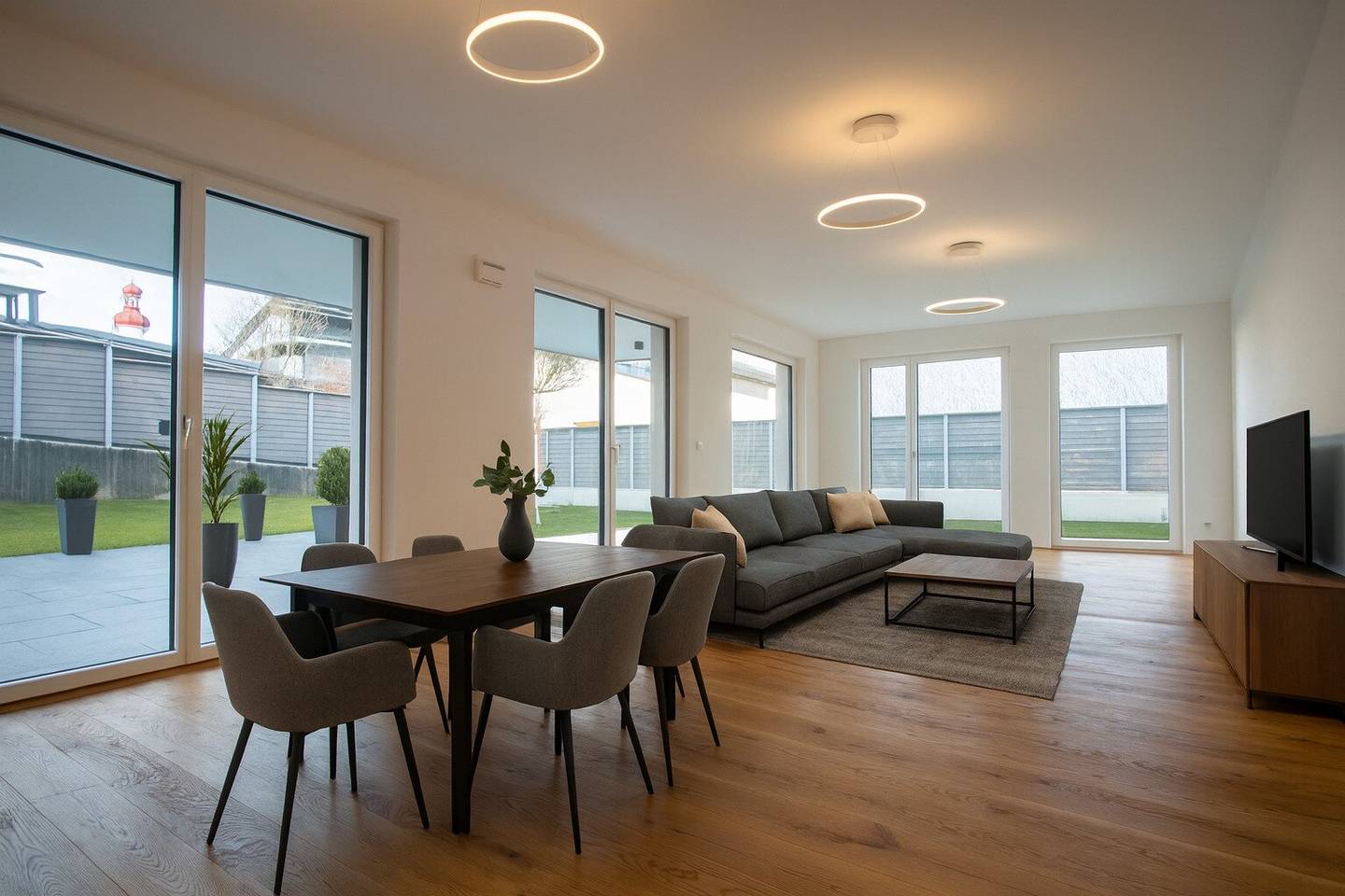4 room apartment with terrace and garden