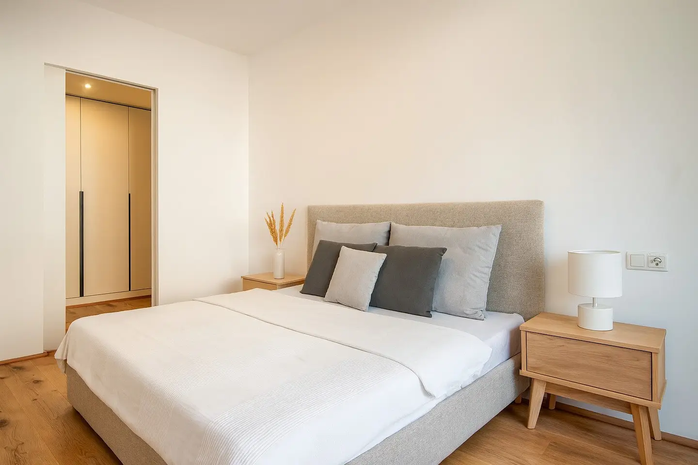 New build apartment Hatting with terrace view