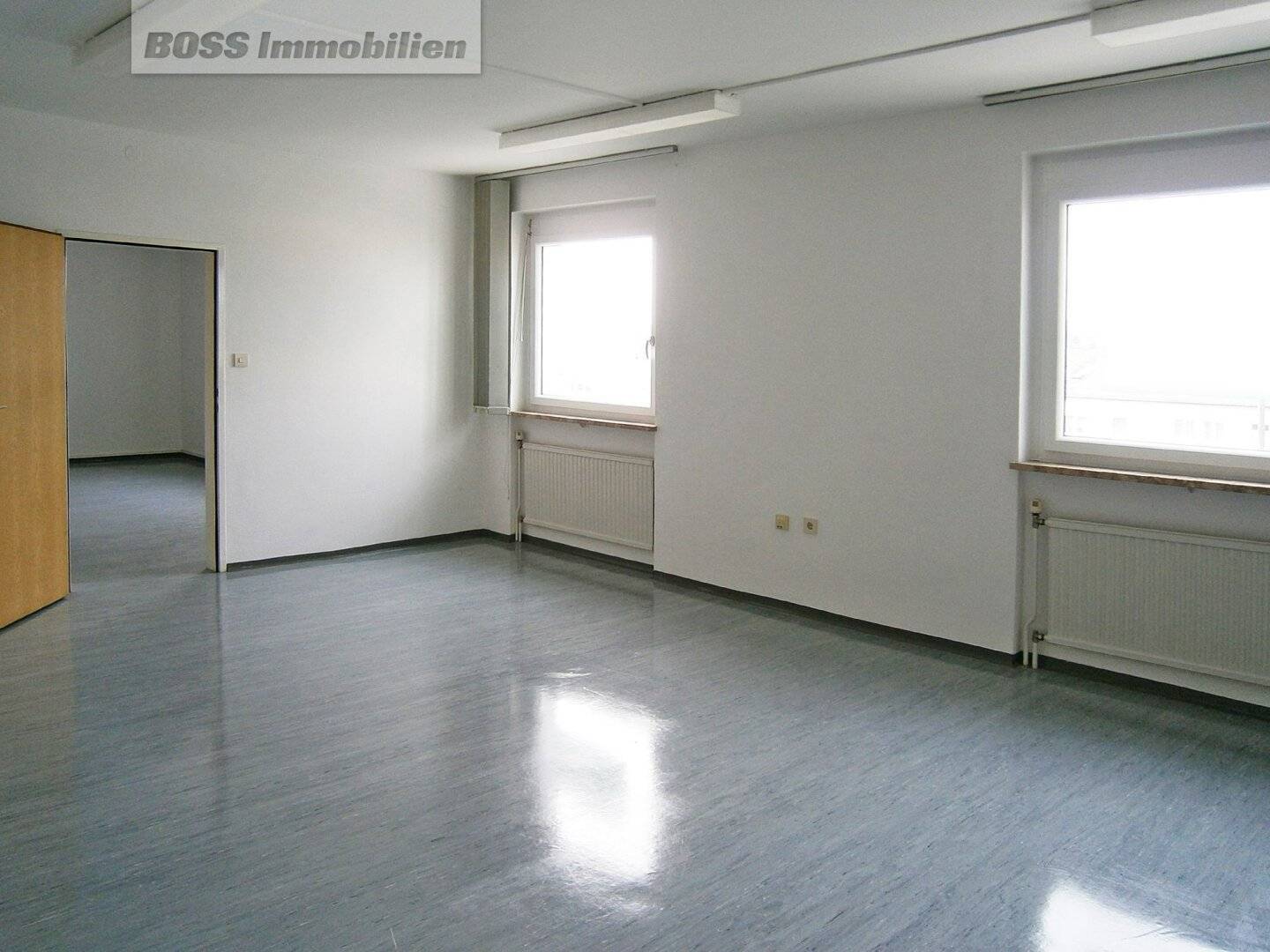 Ready for business 93 m² office