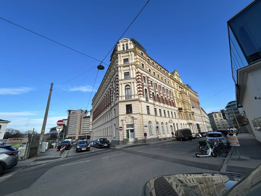 Altbauwohnung direkt am Stadtpark separater Küche