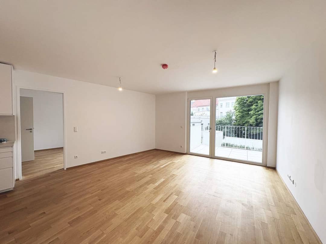 Brand new apartment with balcony and garage parking