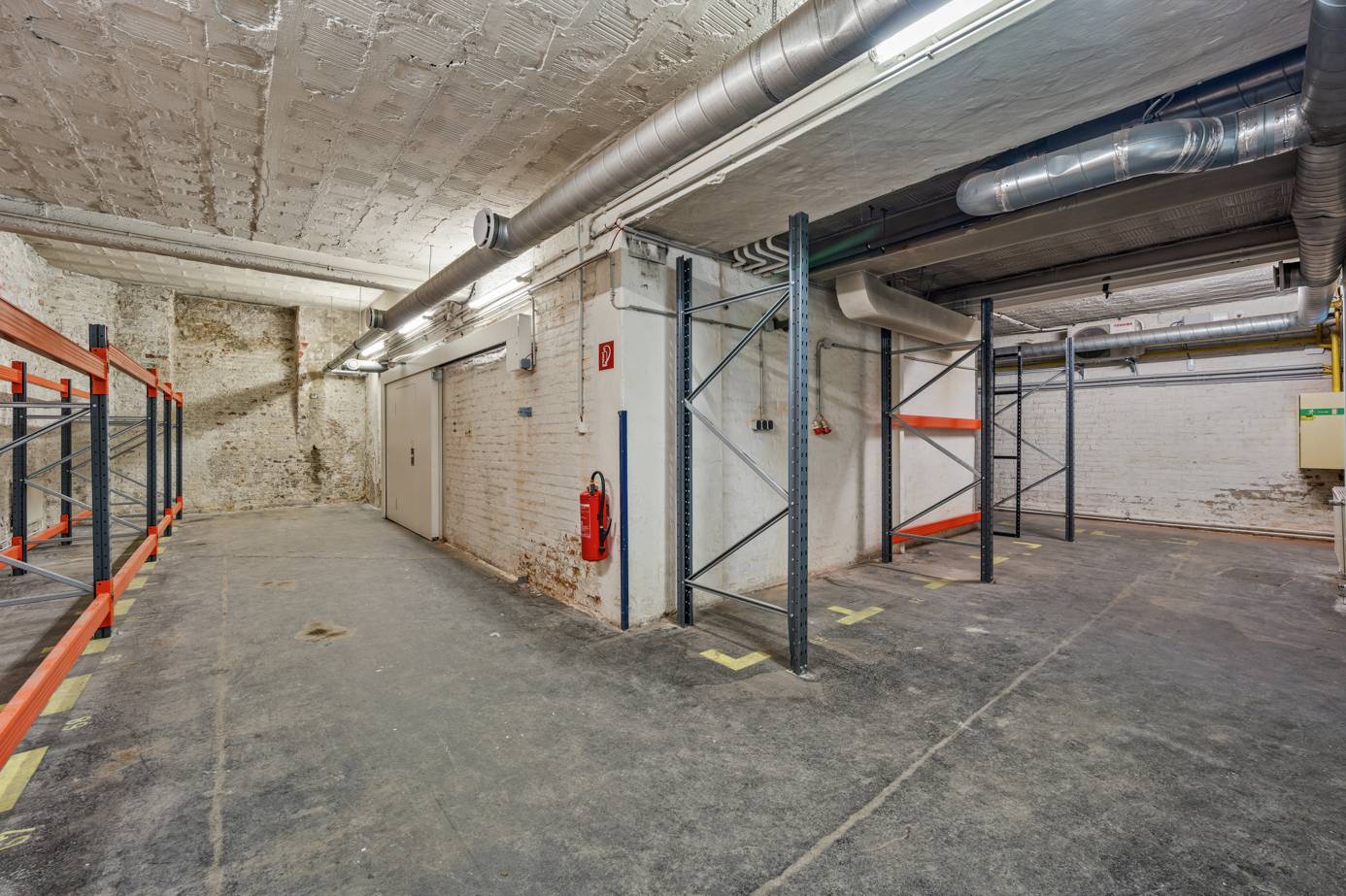 Flexible commercial space with freight elevator near Wien Mitte