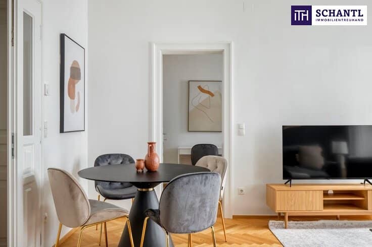 Altbauwohnung aufwendig saniert mit Terrasse