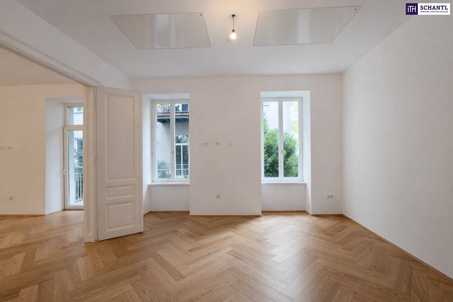 Apartment near Augarten quiet courtyard with balcony