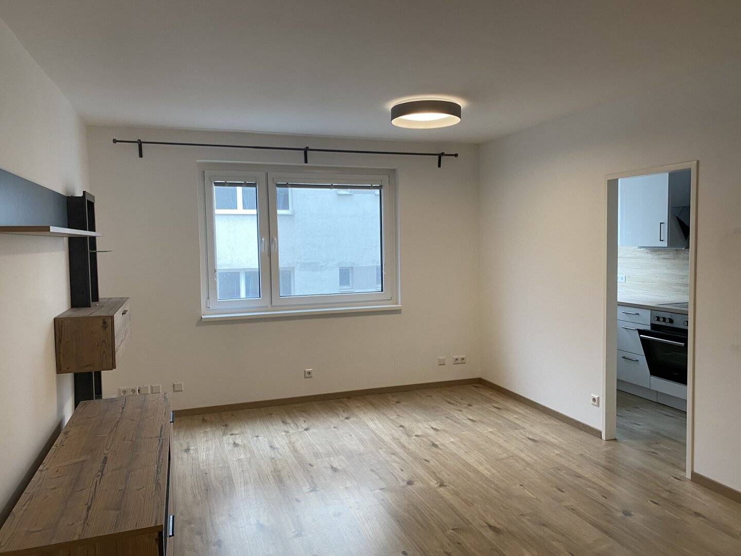 Wohnung nahe Stadthalle Wien saniert und sofort bezugsfert