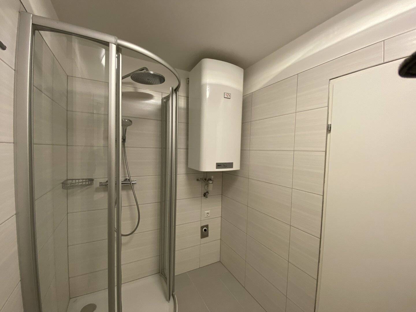 Wohnung nahe Stadthalle Wien saniert und sofort bezugsfert