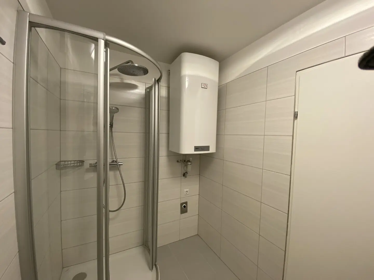 Wohnung nahe Stadthalle Wien saniert und sofort bezugsfert