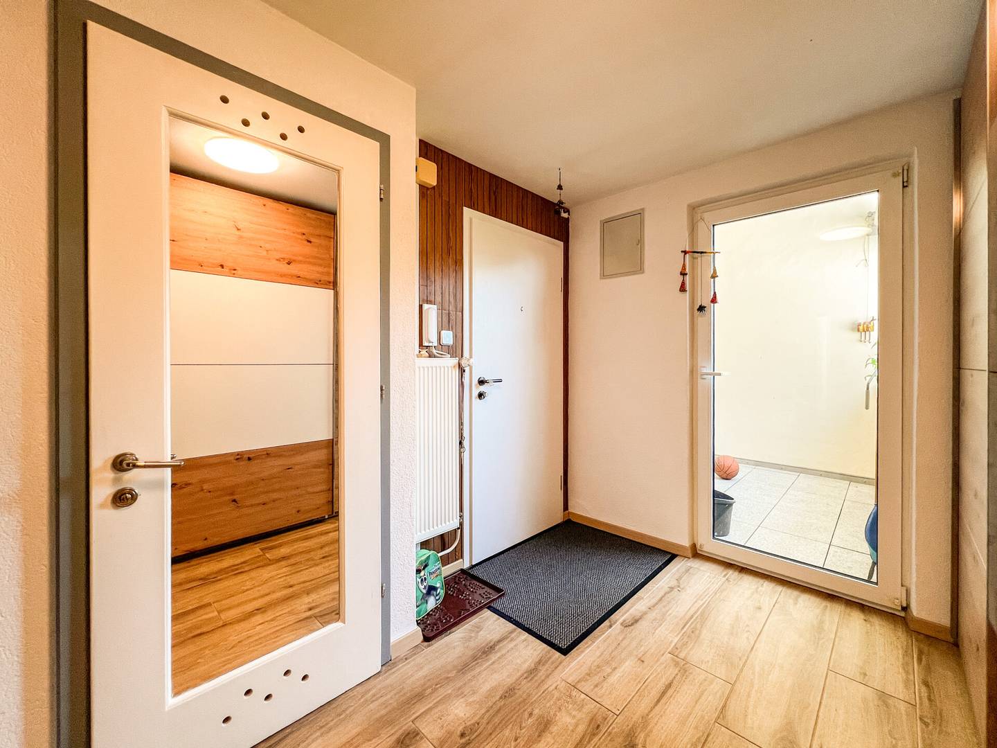 Bright 4 Room Apartment with Balcony and Courtyard View in Bregenz