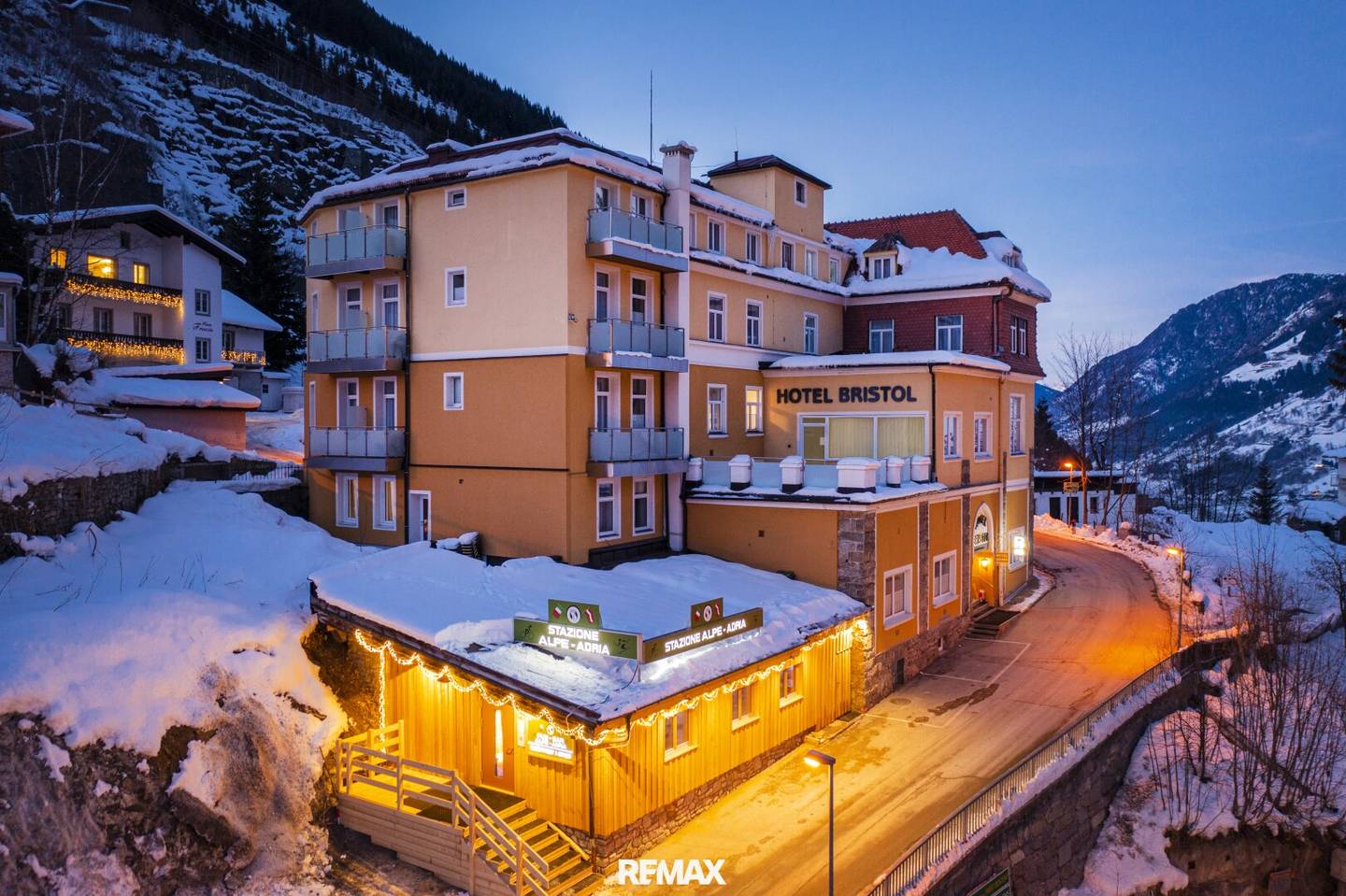 Hotel Bristol in Bad Gastein mit Barbetriebsgenehmigung