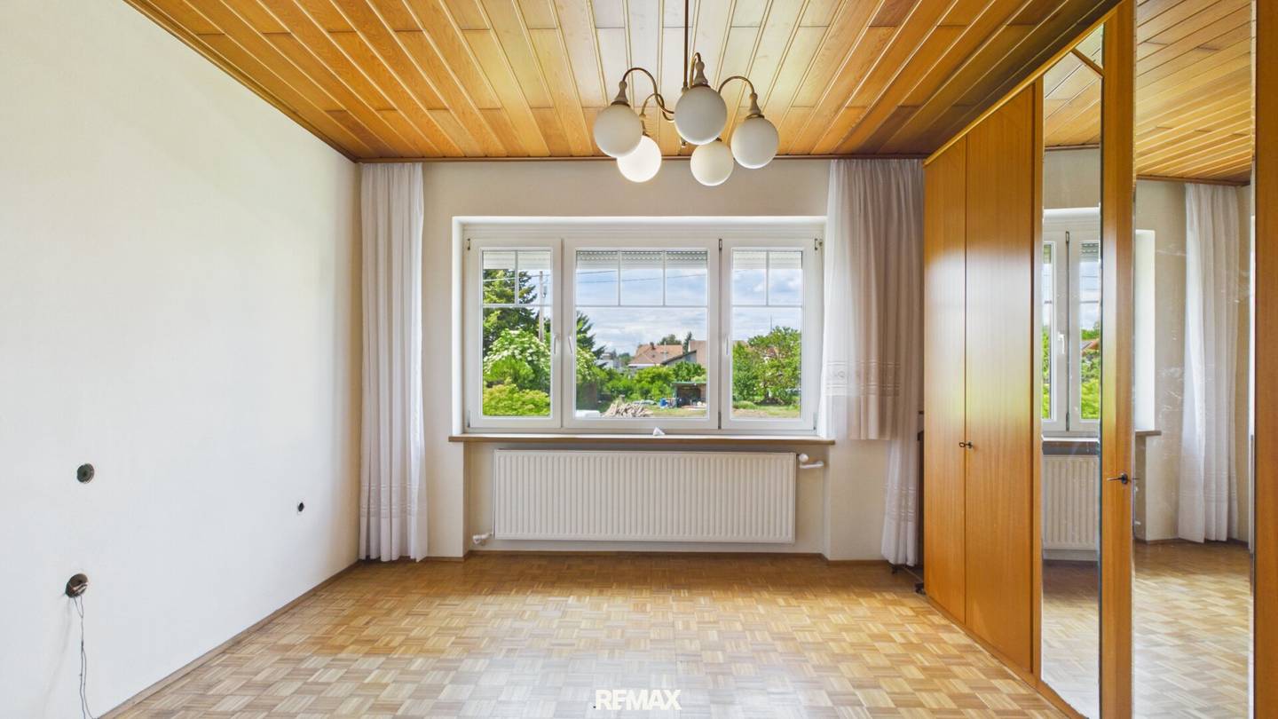 Charmanter Bungalow mit Garten und Biotop