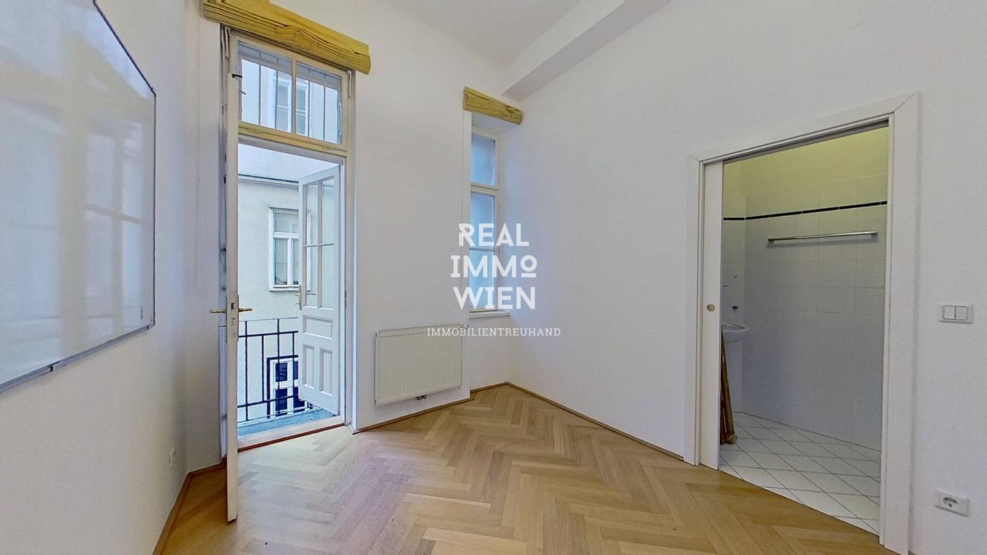 Representative Office in Historic Building near Rotenturmsstraße