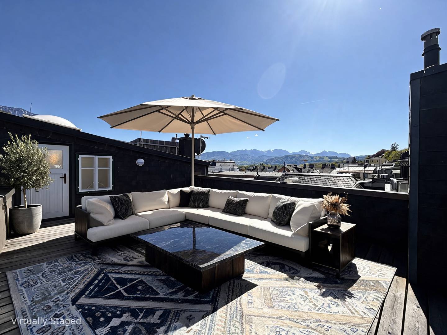 Dachgeschosswohnung mit Dachterrasse Altstadt