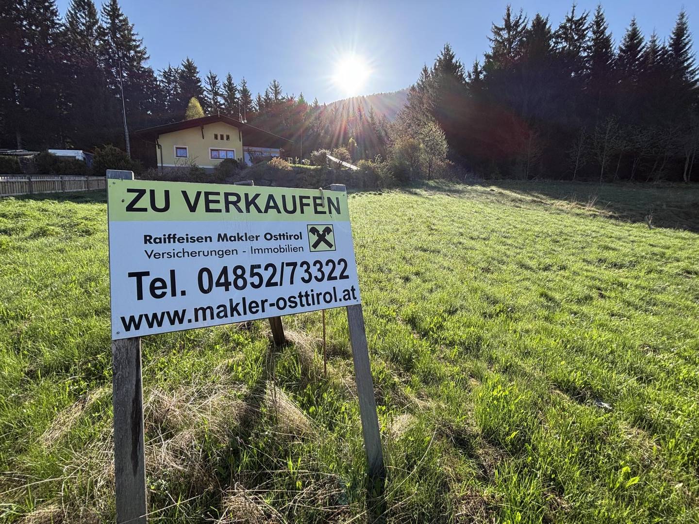 Grundstück mit Bergblick am Waldrand von Iselsberg