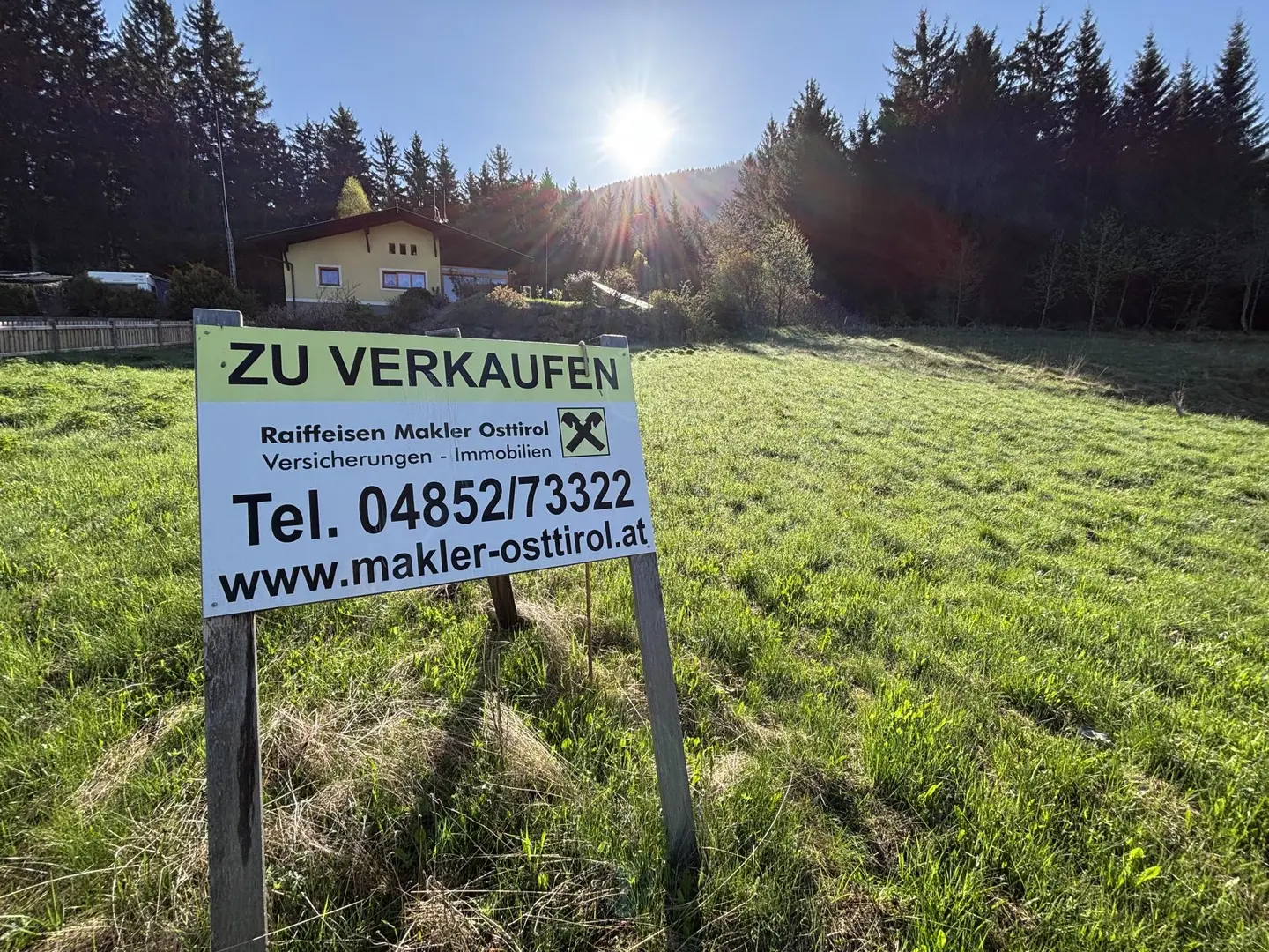 Grundstück mit Bergblick am Waldrand von Iselsberg