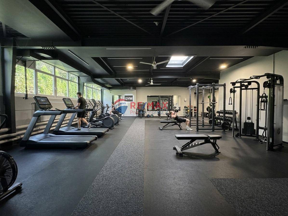 Spacious Commercial Space with Parking in Klagenfurt