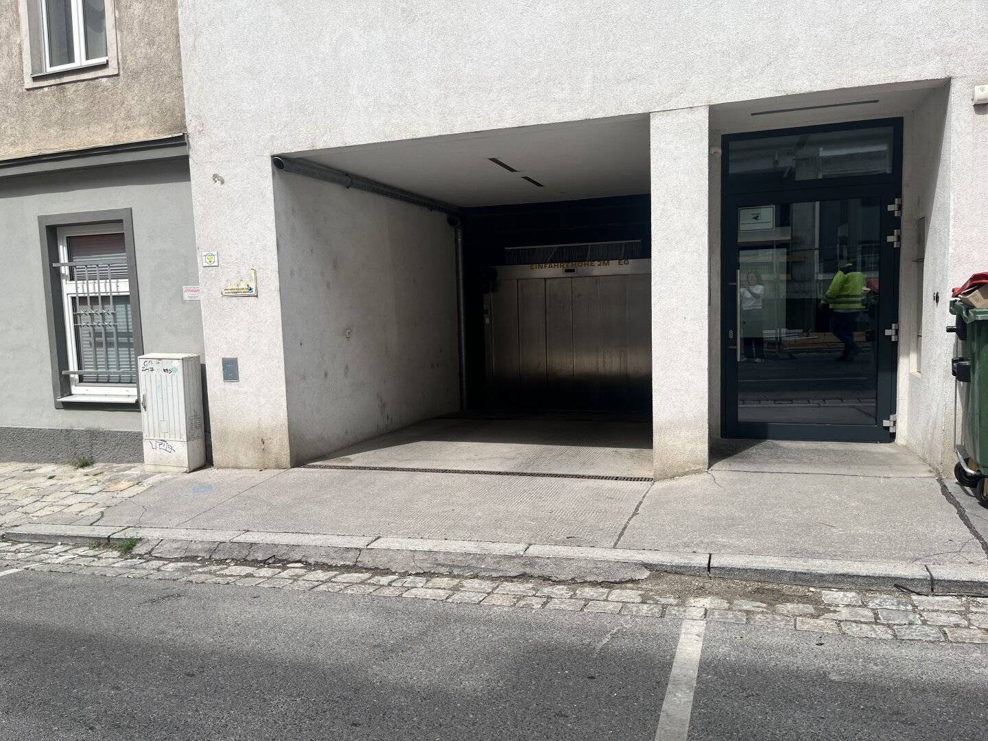 Praktischer Garagenstellplatz in Hernals