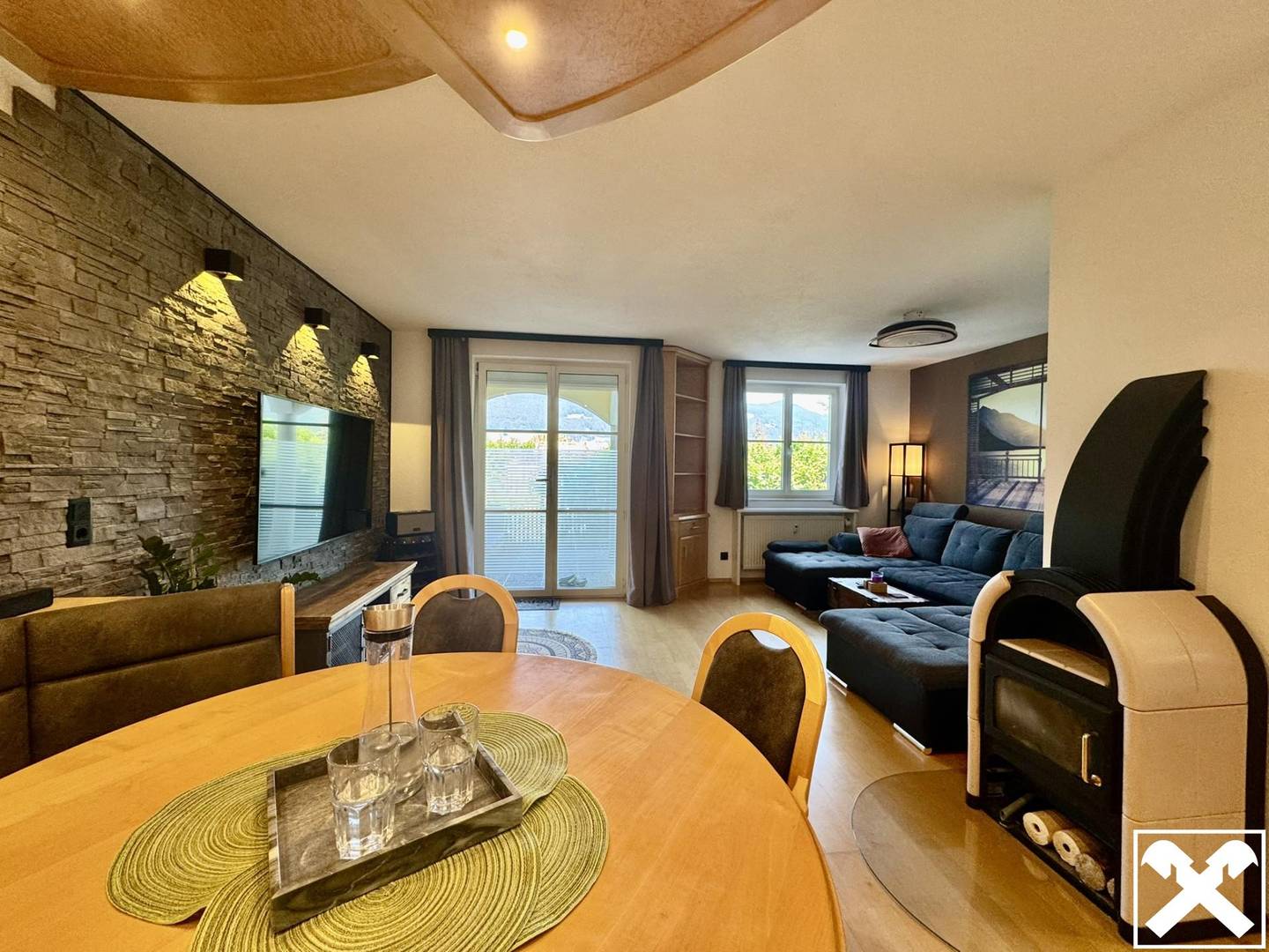 Apartment with Mondsee view and garden