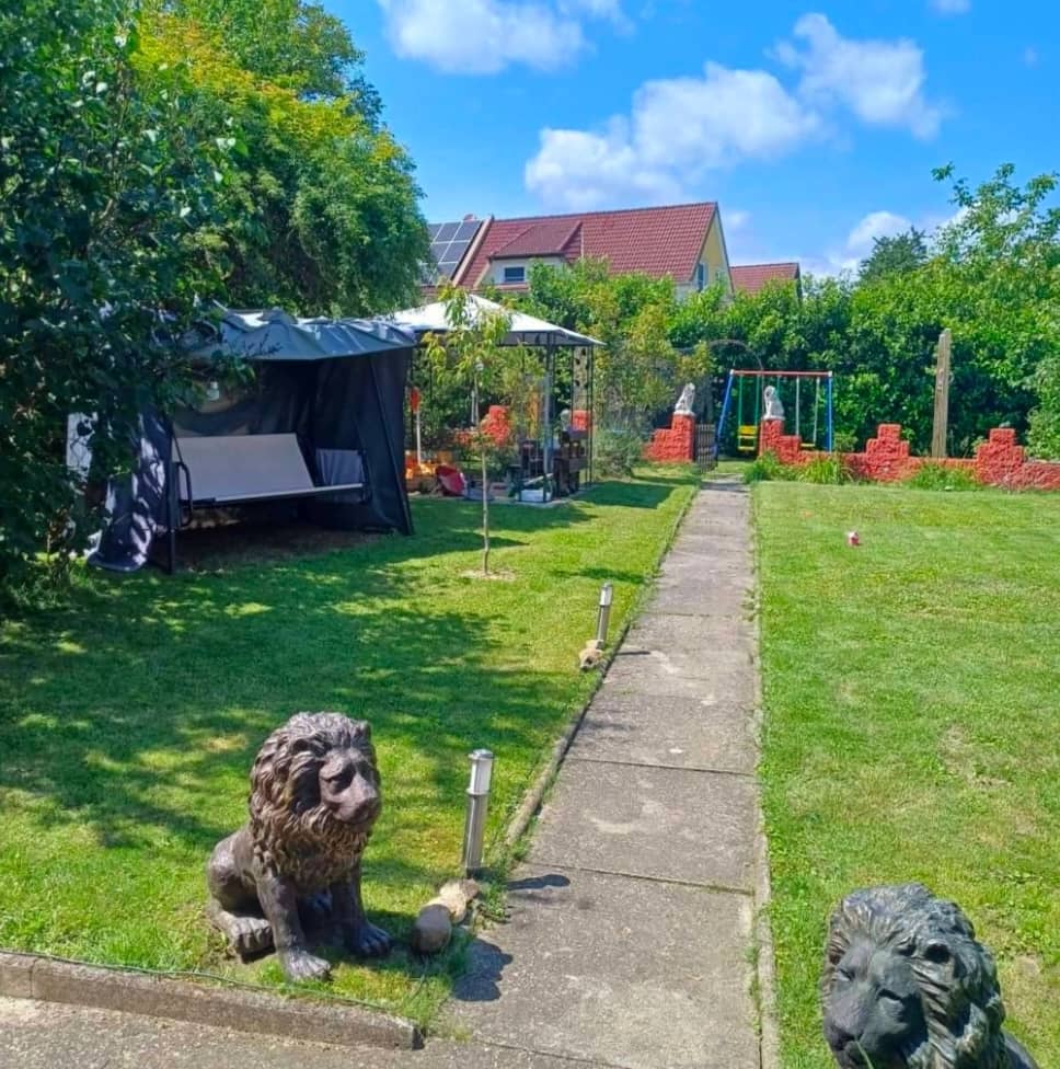 Charming House with Spacious Private Garden