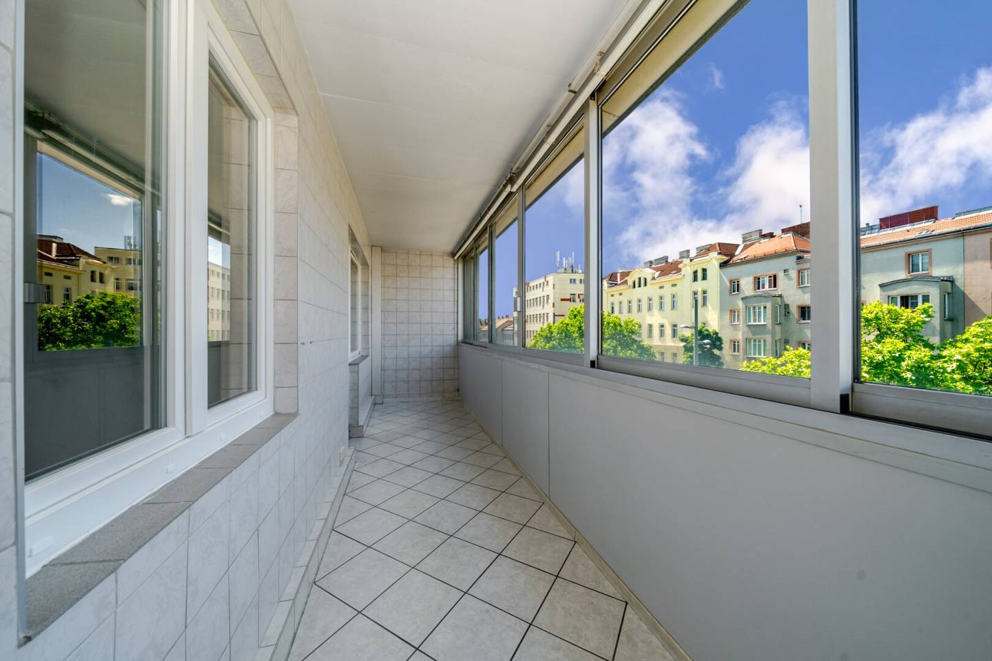 Apartment with U3 at the door and sunny loggia