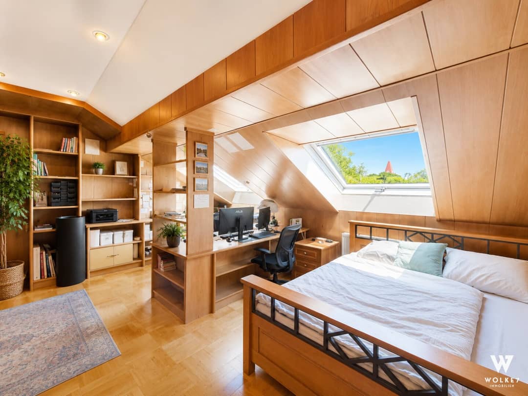 Wohnung Altbau Dachgeschoss ruhig Grünblick nahe U4