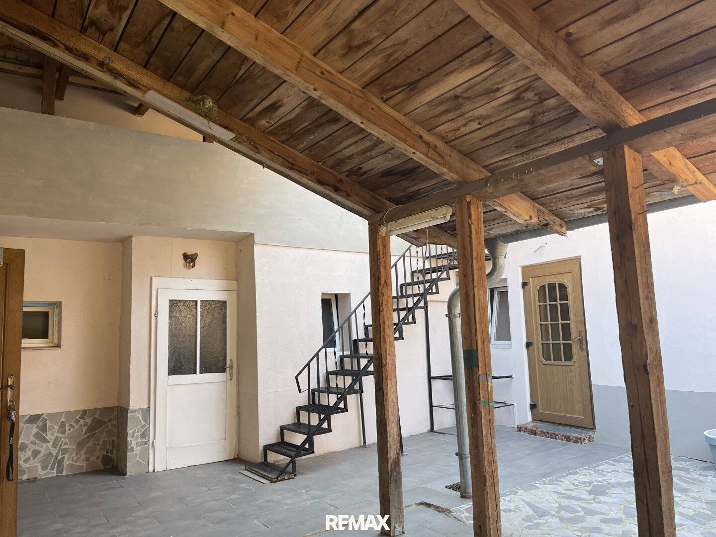 Sanierter Altbau mit Innenhof und besonderem Wohnkonzept