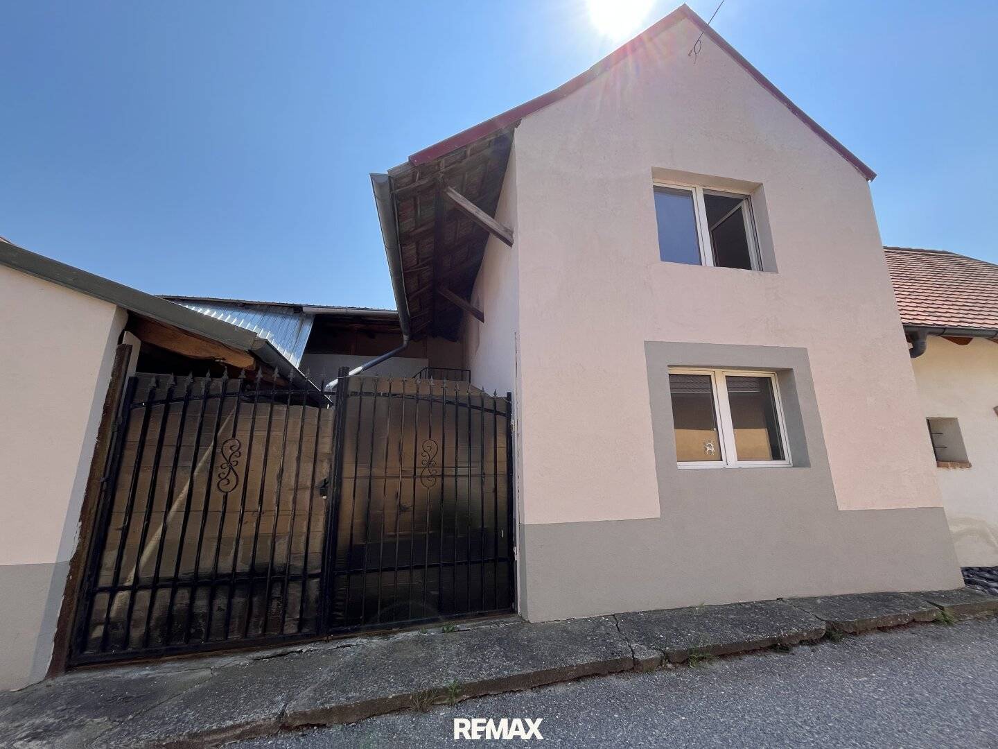 Sanierter Altbau mit Innenhof und besonderem Wohnkonzept
