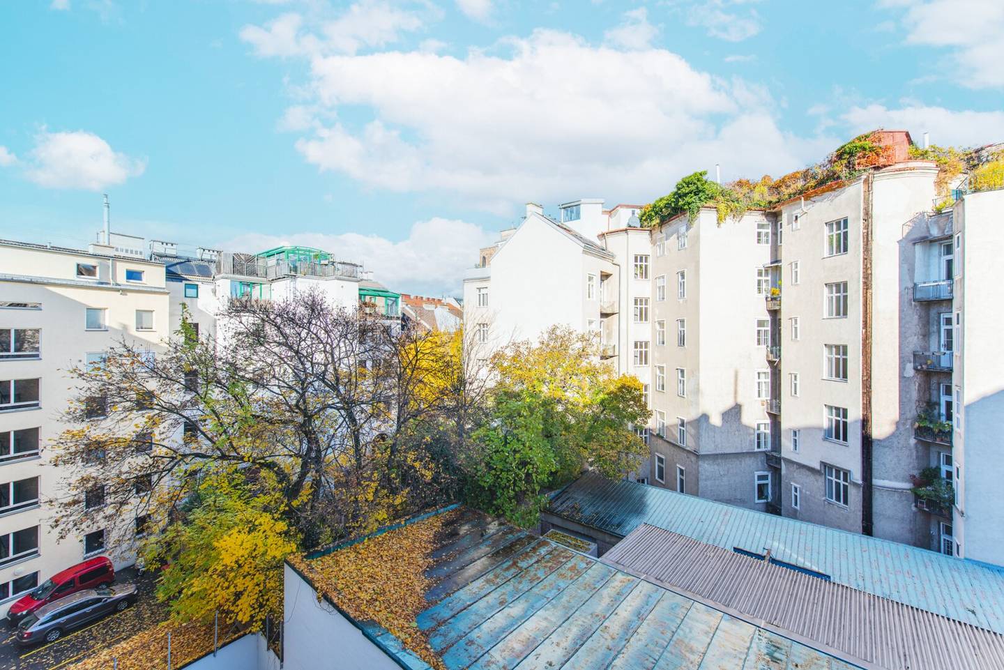 Wohnung neuwertig mit Balkon und Fußbodenheizung