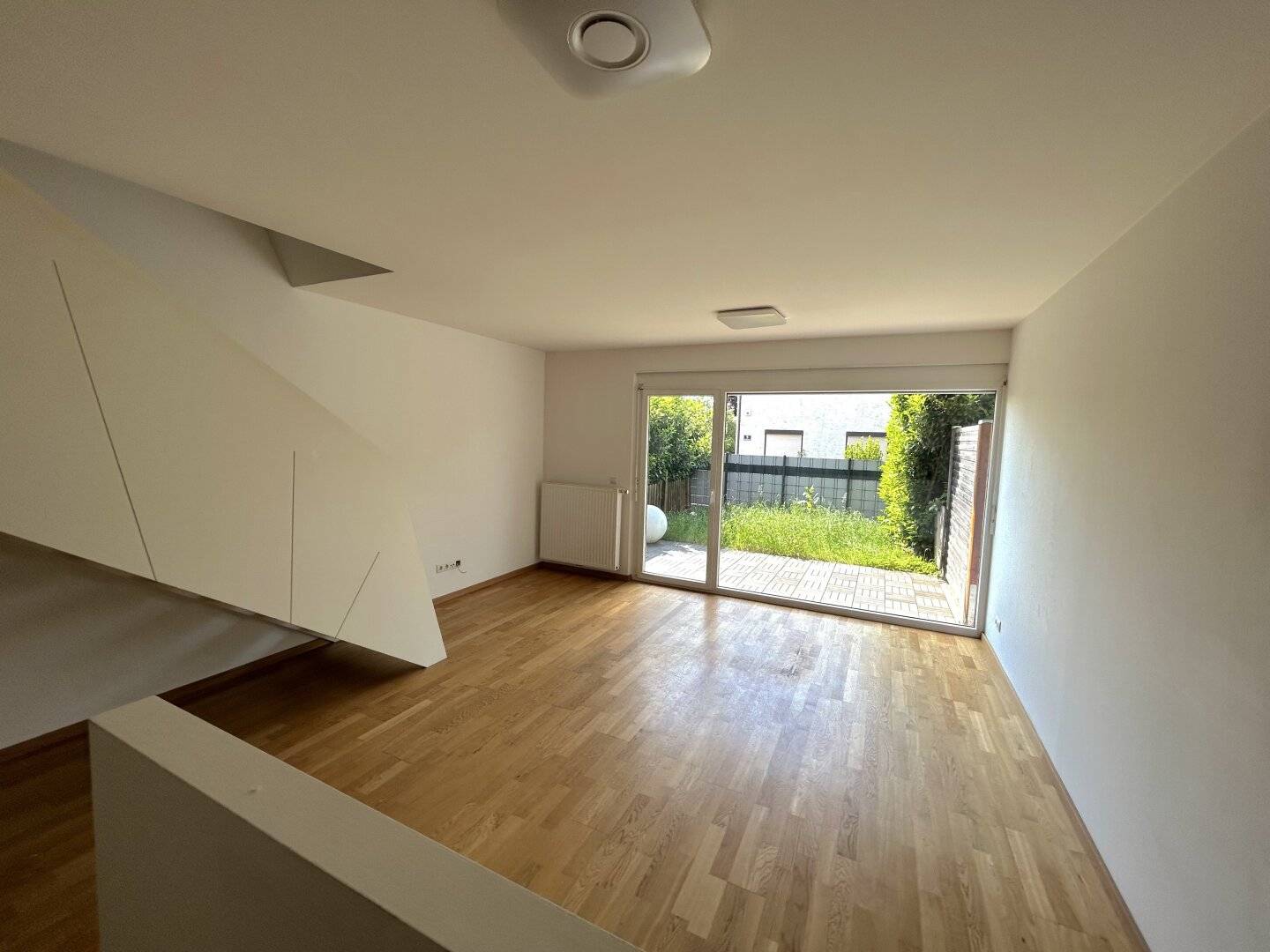 Erdgeschosswohnung mit Garten und Terrasse