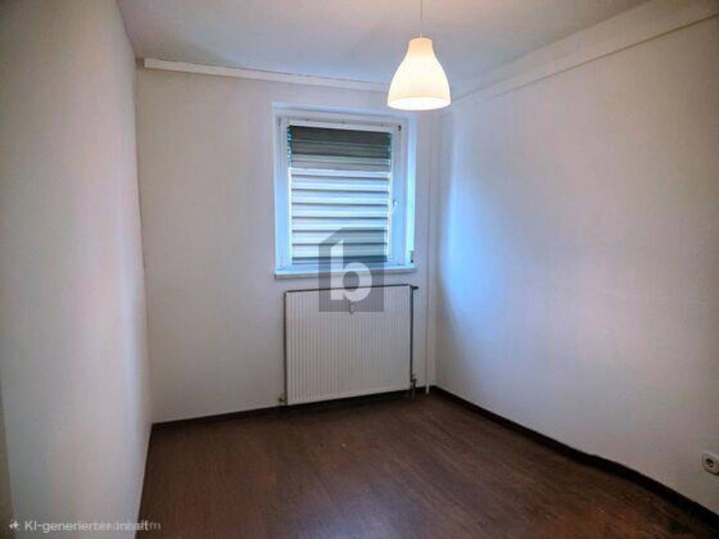 Helle Wohnung mit großem Balkon und Lift