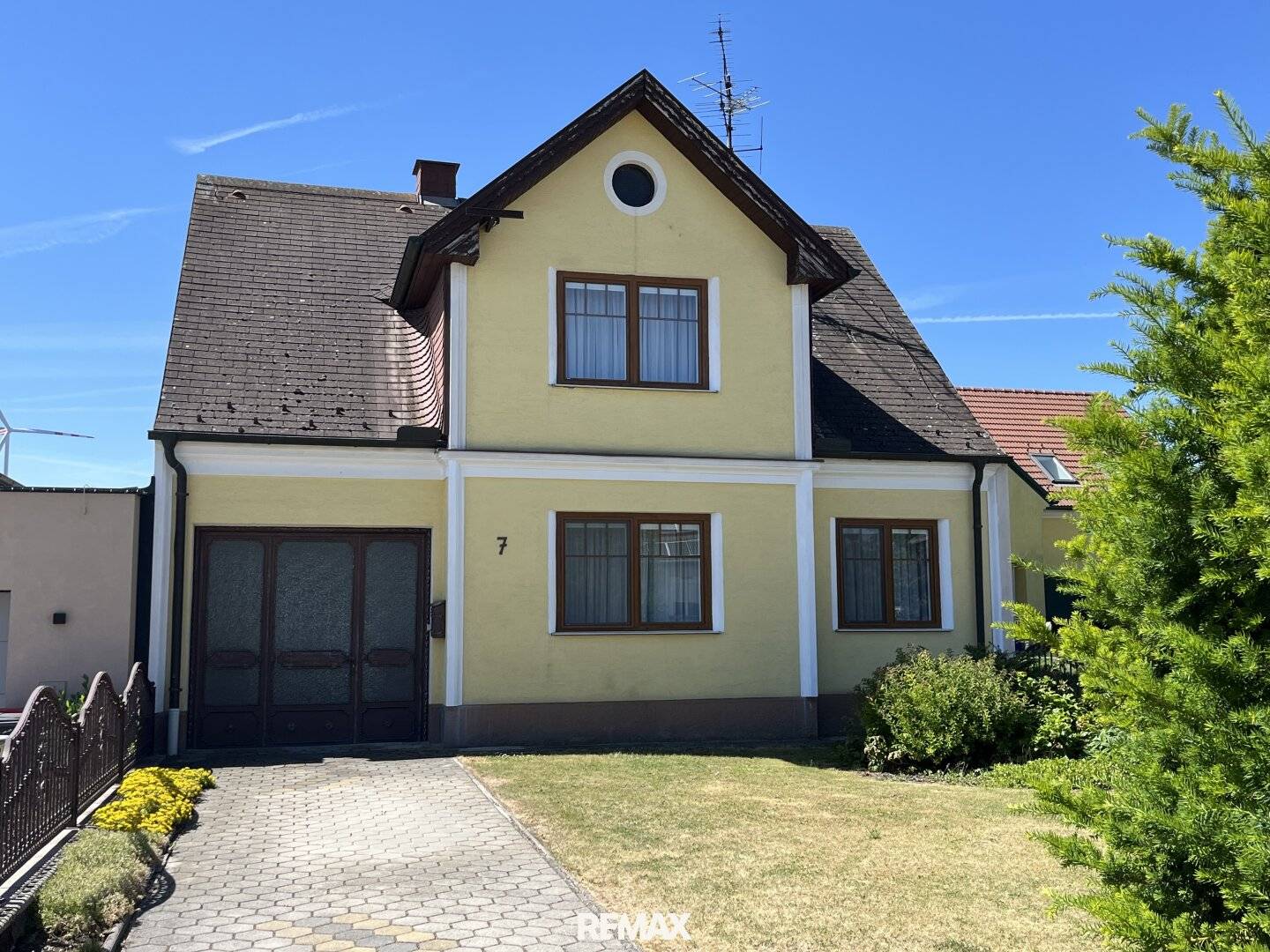 Charmantes Einfamilienhaus mit großem Grundstück in ruhiger Lage