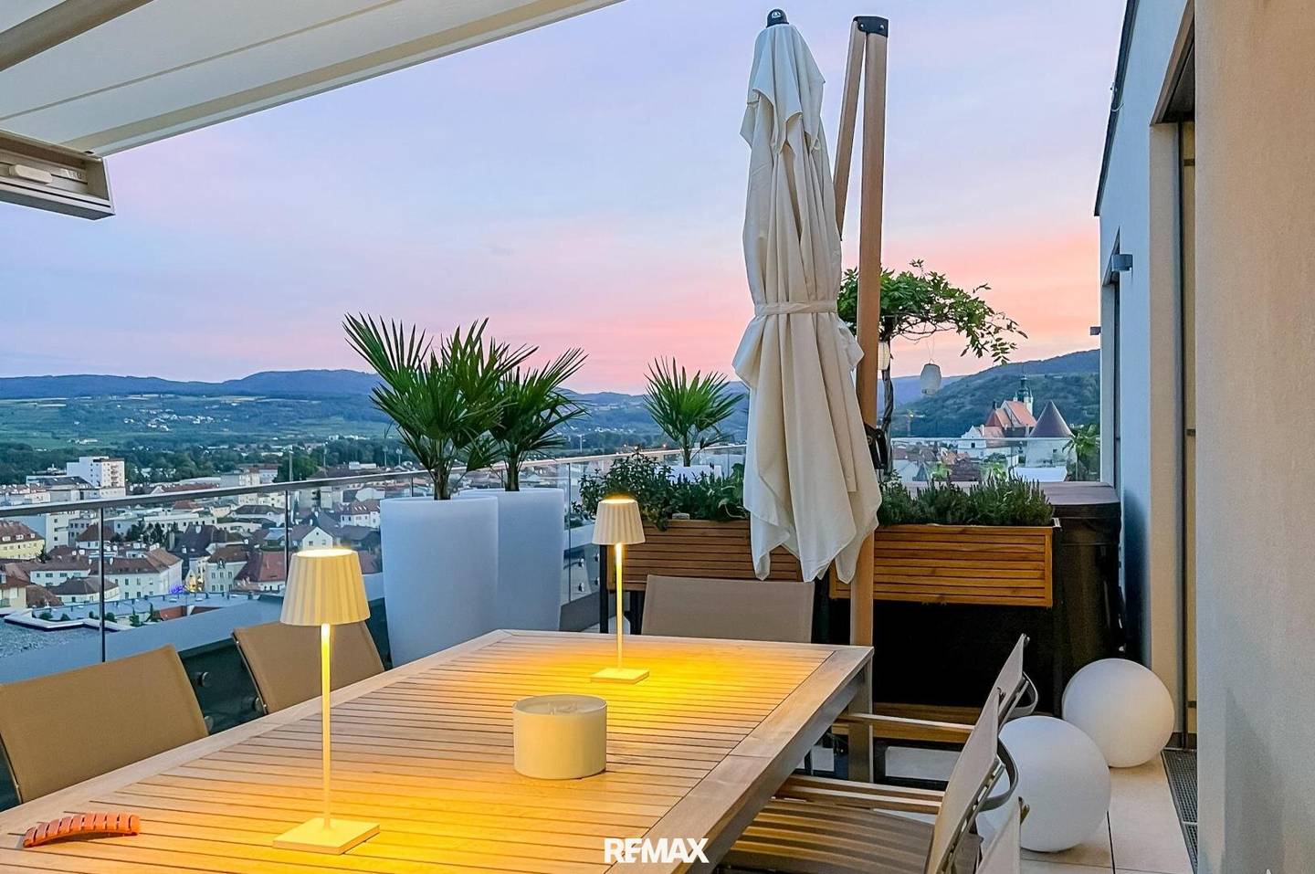 Penthouse neuwertig mit Terrasse Weitblick