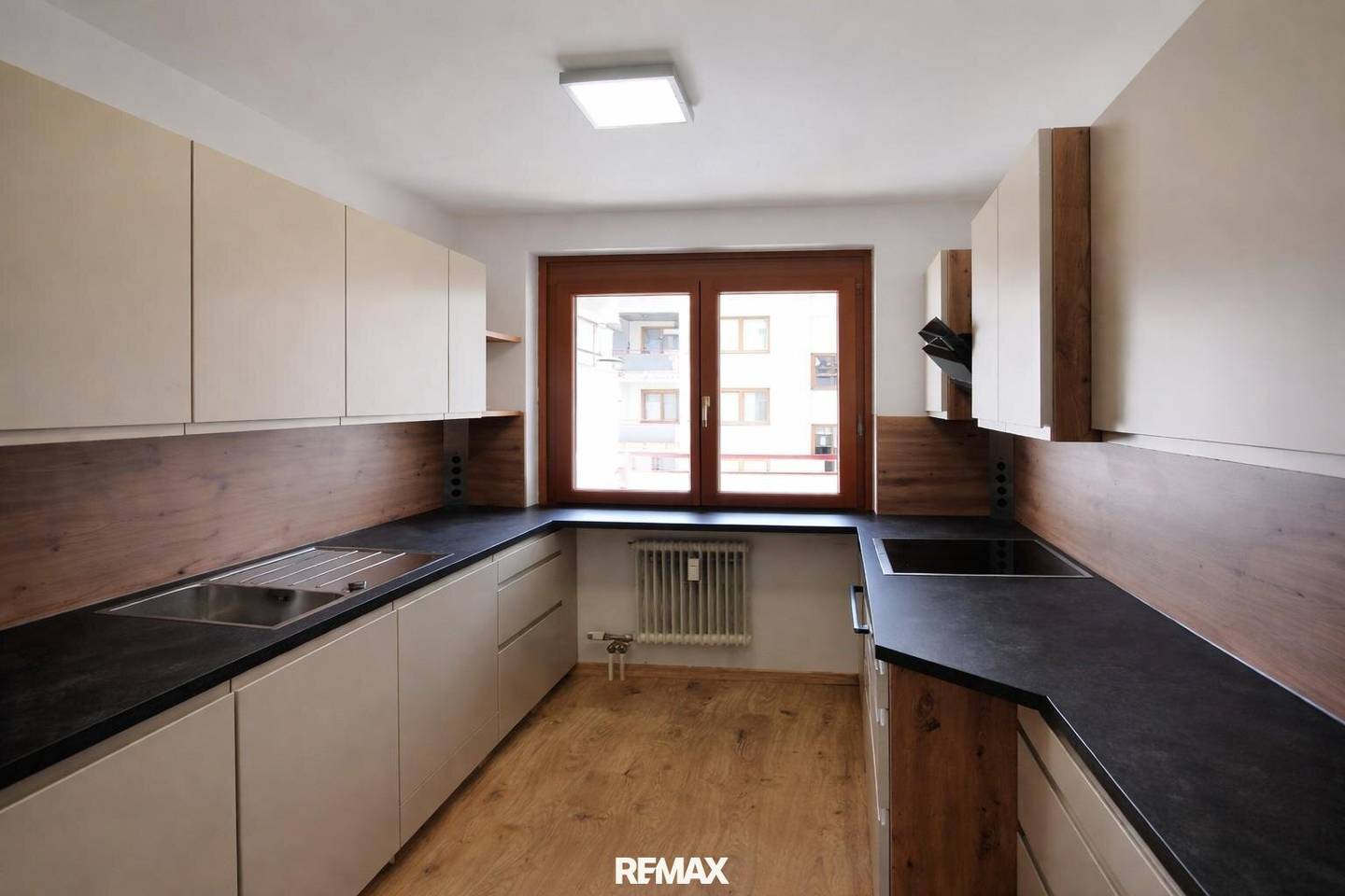 Helle Wohnung mit Loggia in ruhiger Stadtrandlage
