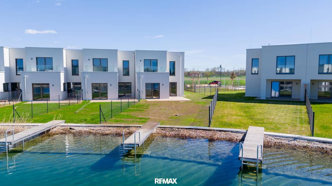 Reihenendhaus mit Seezugang und Photovoltaik in Grafenwörth