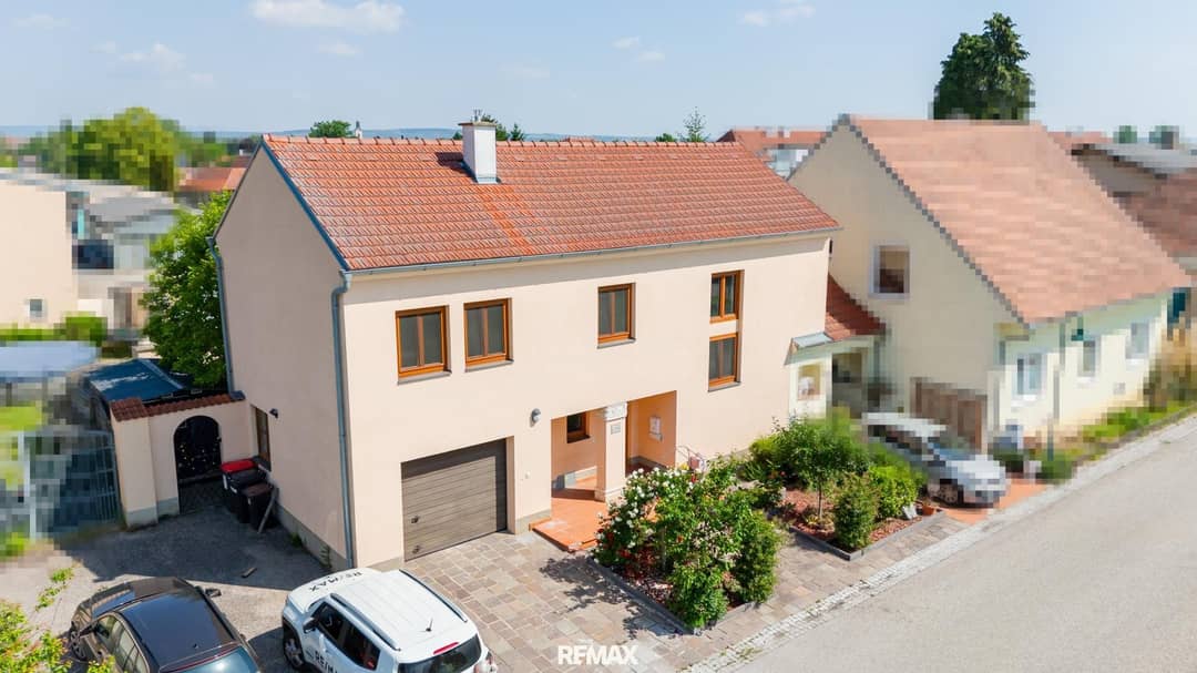 Geräumiges Haus mit Terrasse und Garten in Grafenegg