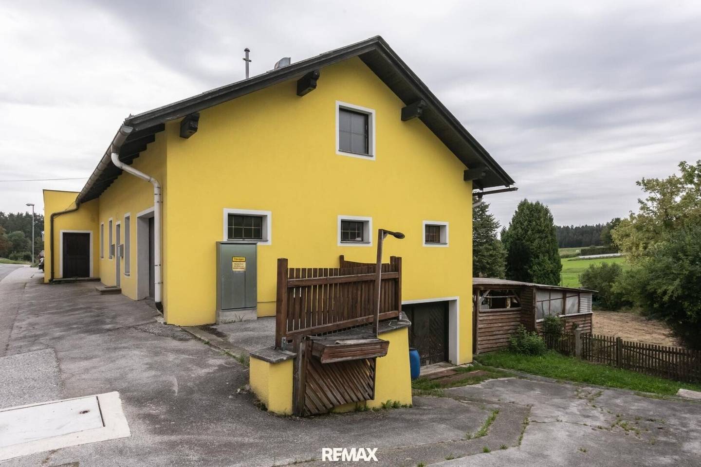 Ehemaliges Gasthaus mit Disco und großem Garten