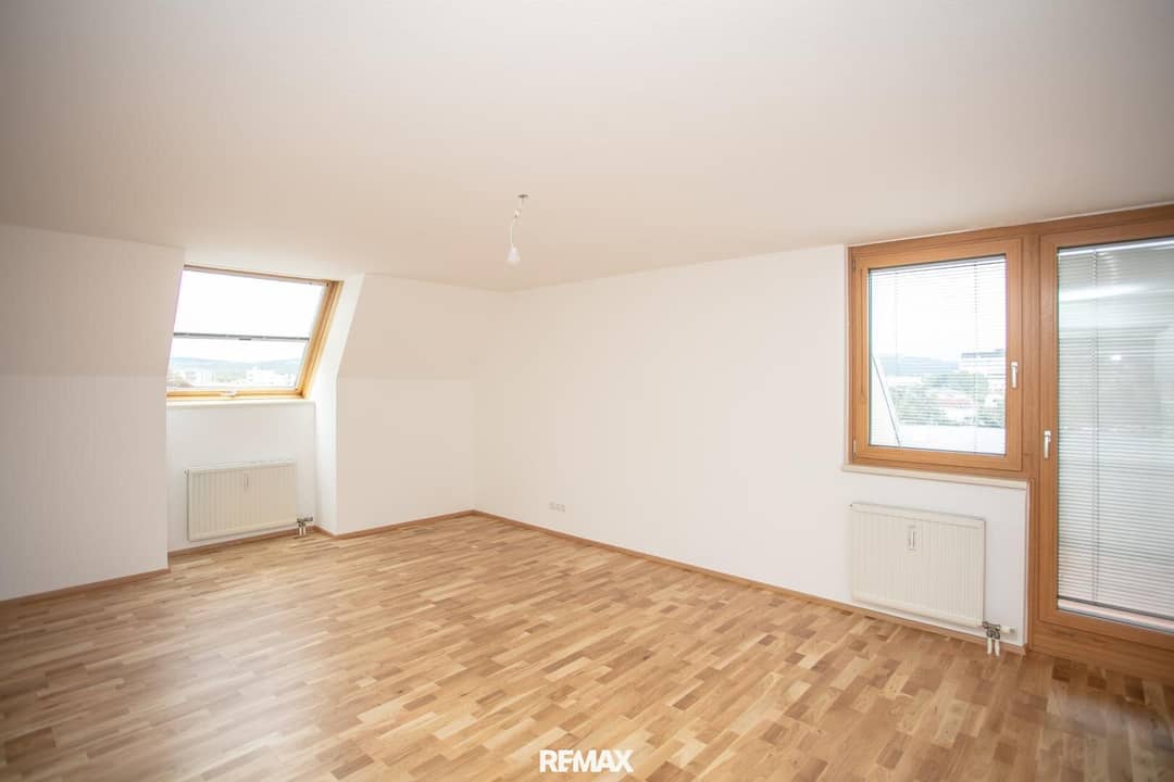 Dachgeschosswohnung mit Terrasse und Tiefgarage