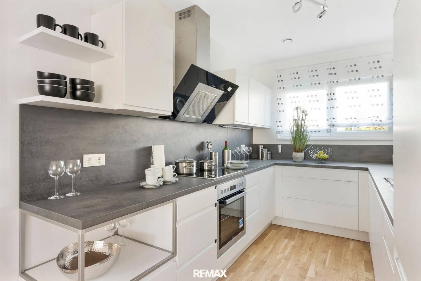 Modern Single Family Home with Garden in Pöchlarn