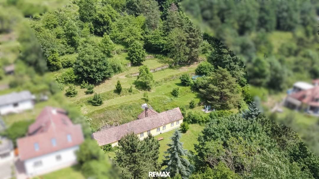 Sunny building plot surrounded by forest and meadows in Krems Alauntal
