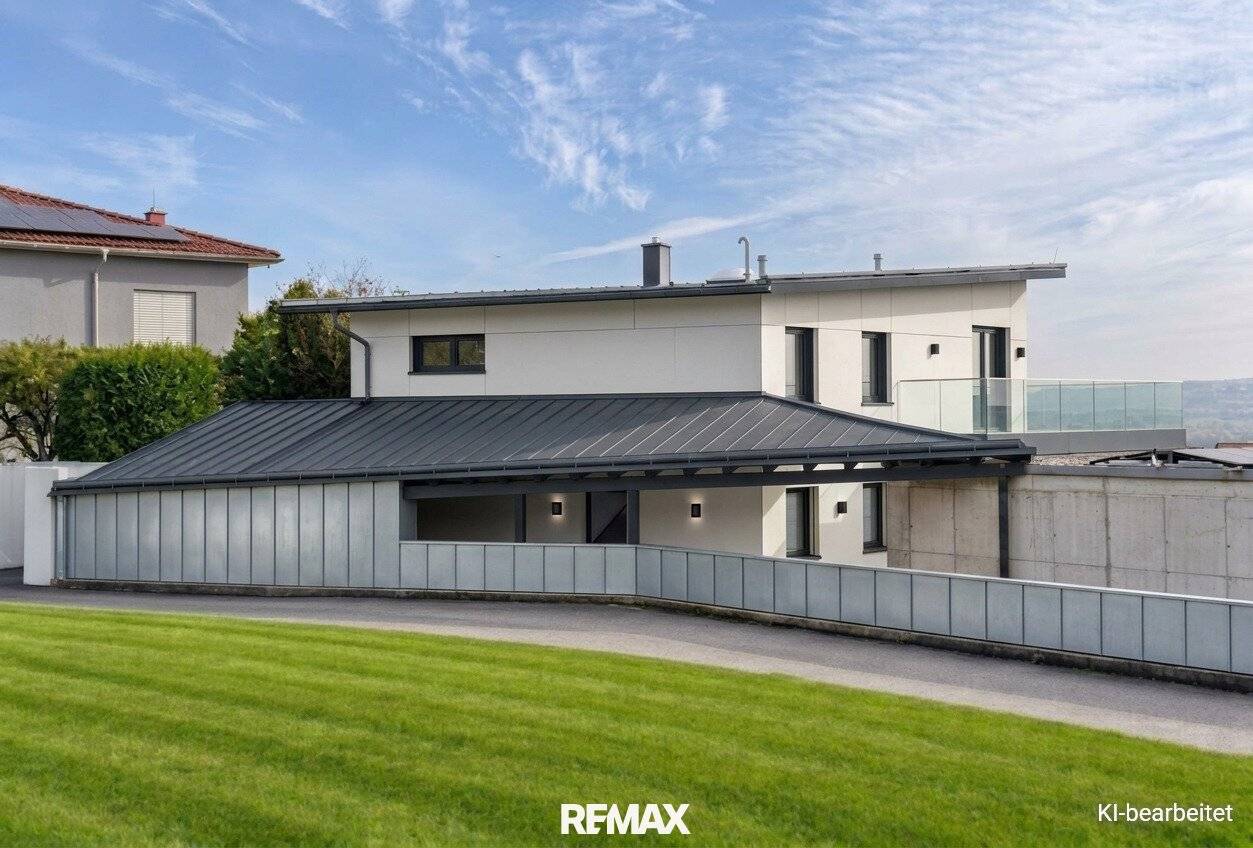 Architect-designed house with terrace and Wachau views