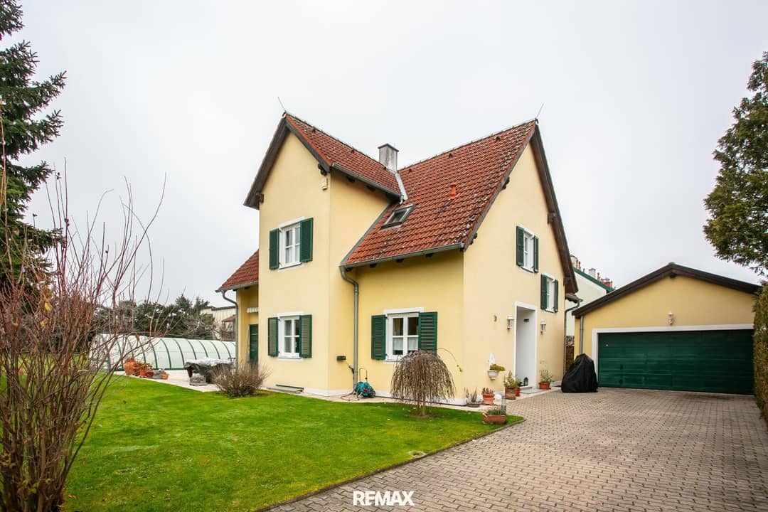Gepflegtes Einfamilienhaus mit Pool Garten und Sauna in Mautern