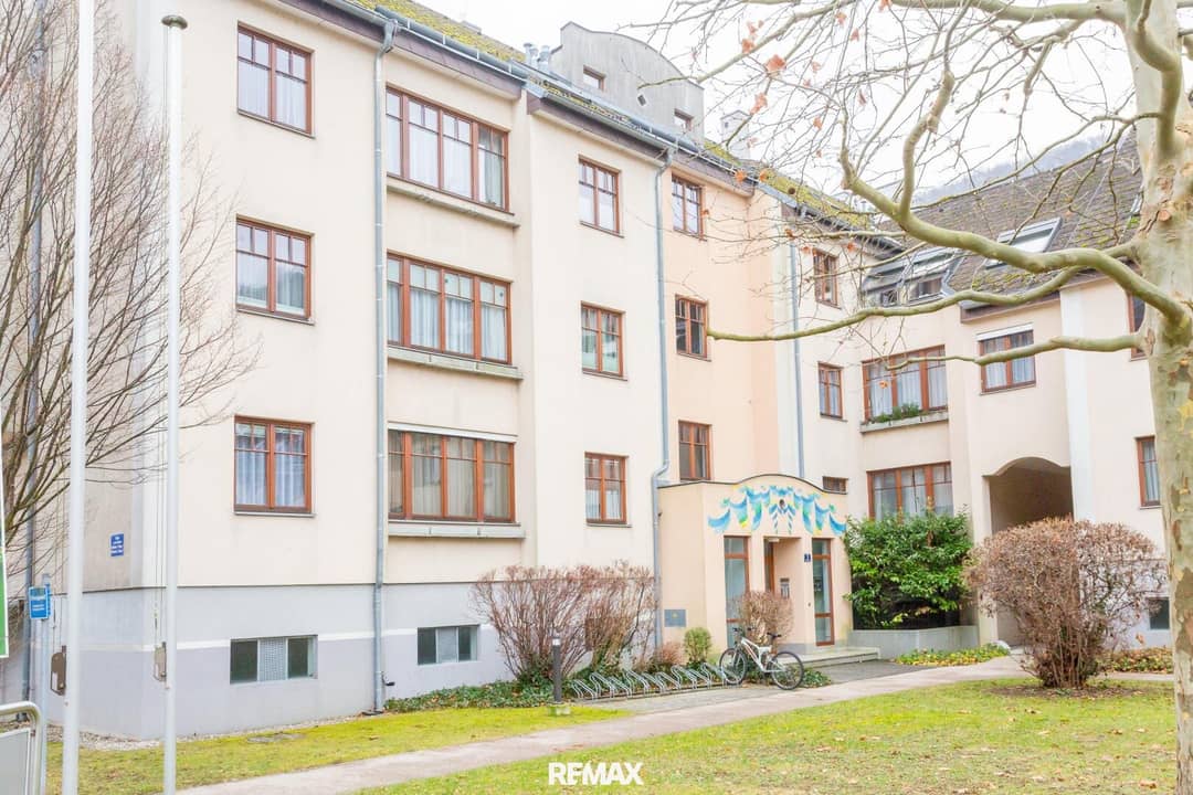 Wohnung ruhige Stadtrandlage Tiefgaragenplatz