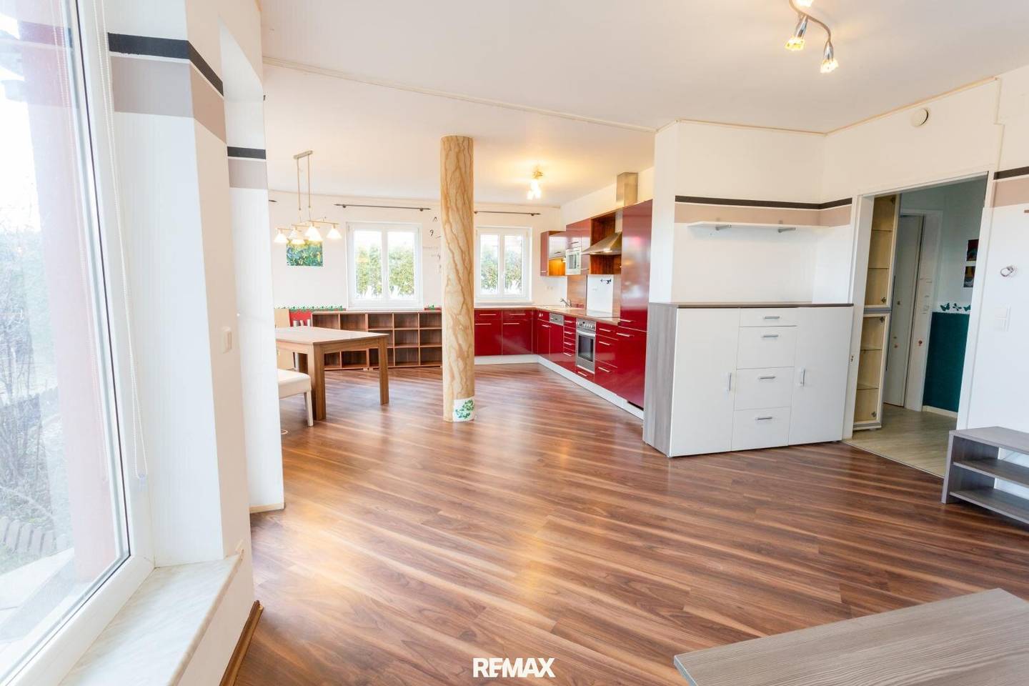 Wohnung mit Einfamilienhausflair und Garten